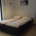 Apartamento Und Knappstein *