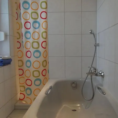 아파트 Und Knappstein